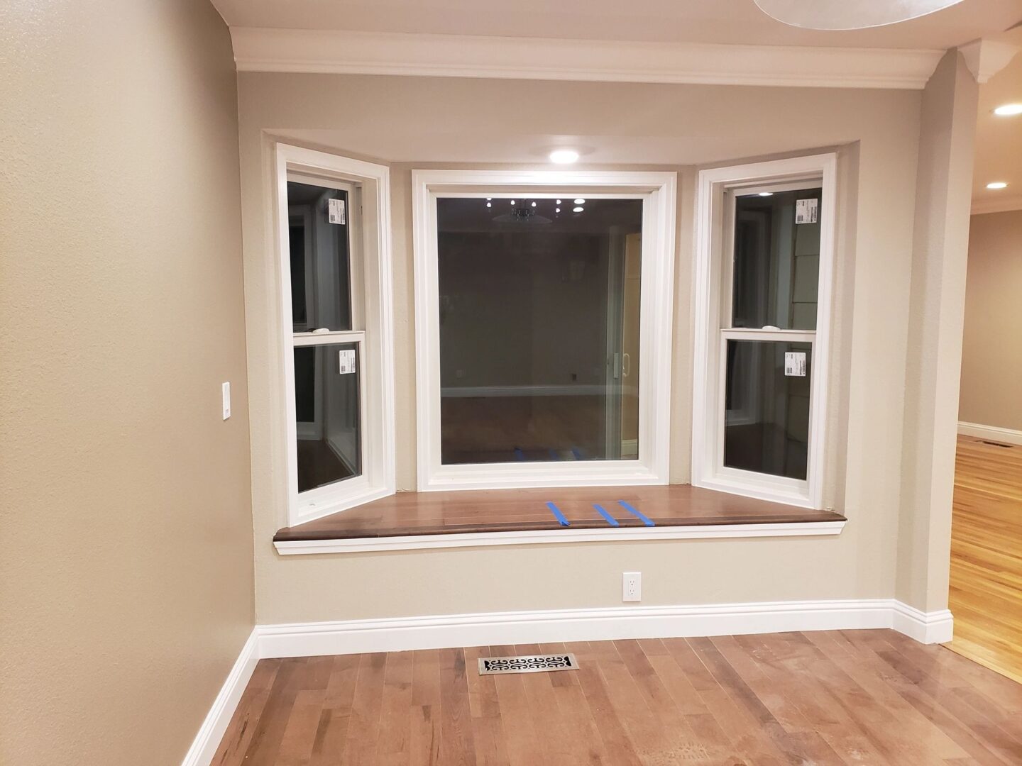 Interior bay window area